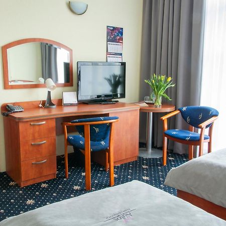 Hotel Restauracja Autos 솔레츠 쿠야프스키 외부 사진
