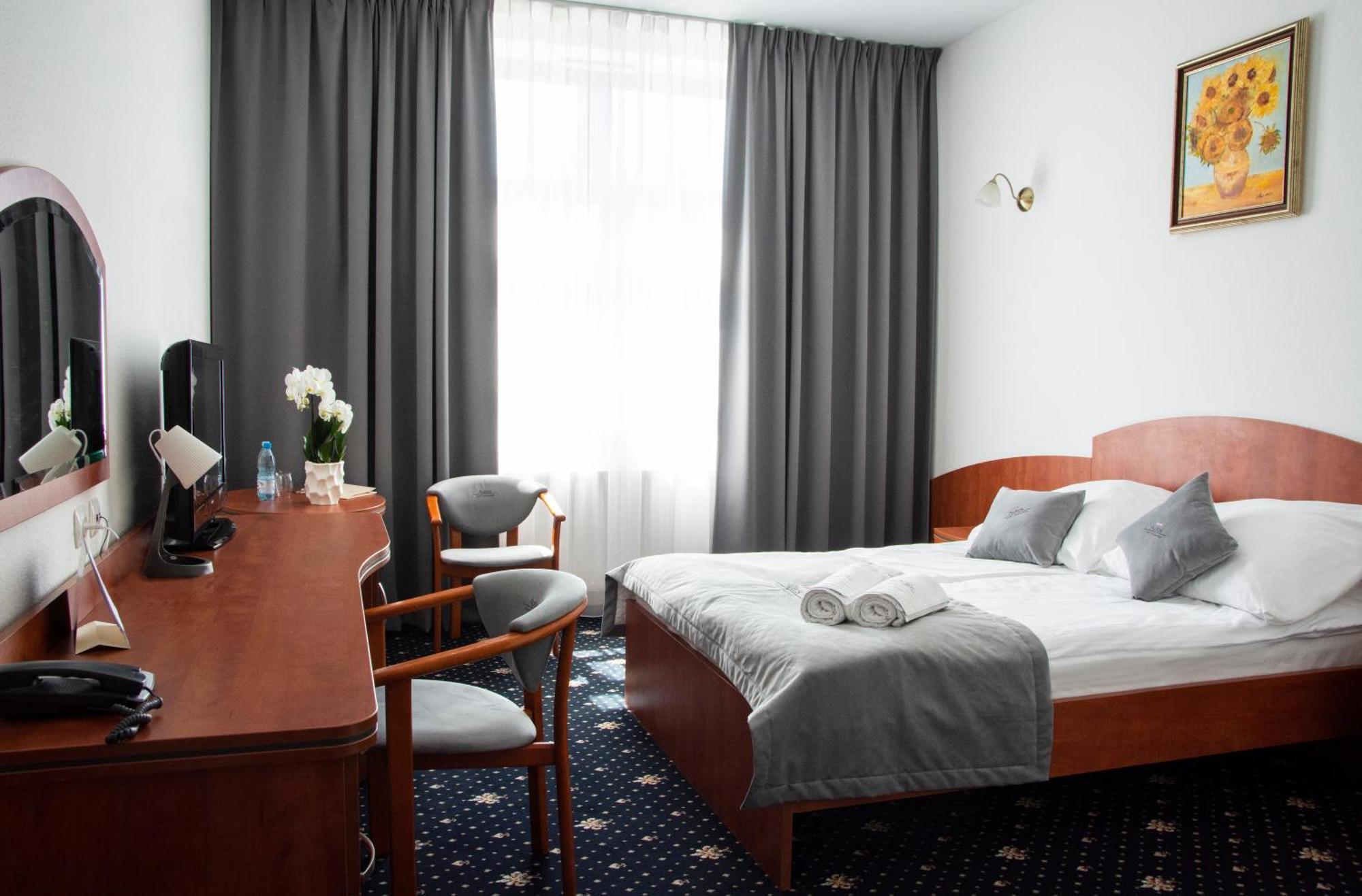 Hotel Restauracja Autos 솔레츠 쿠야프스키 외부 사진